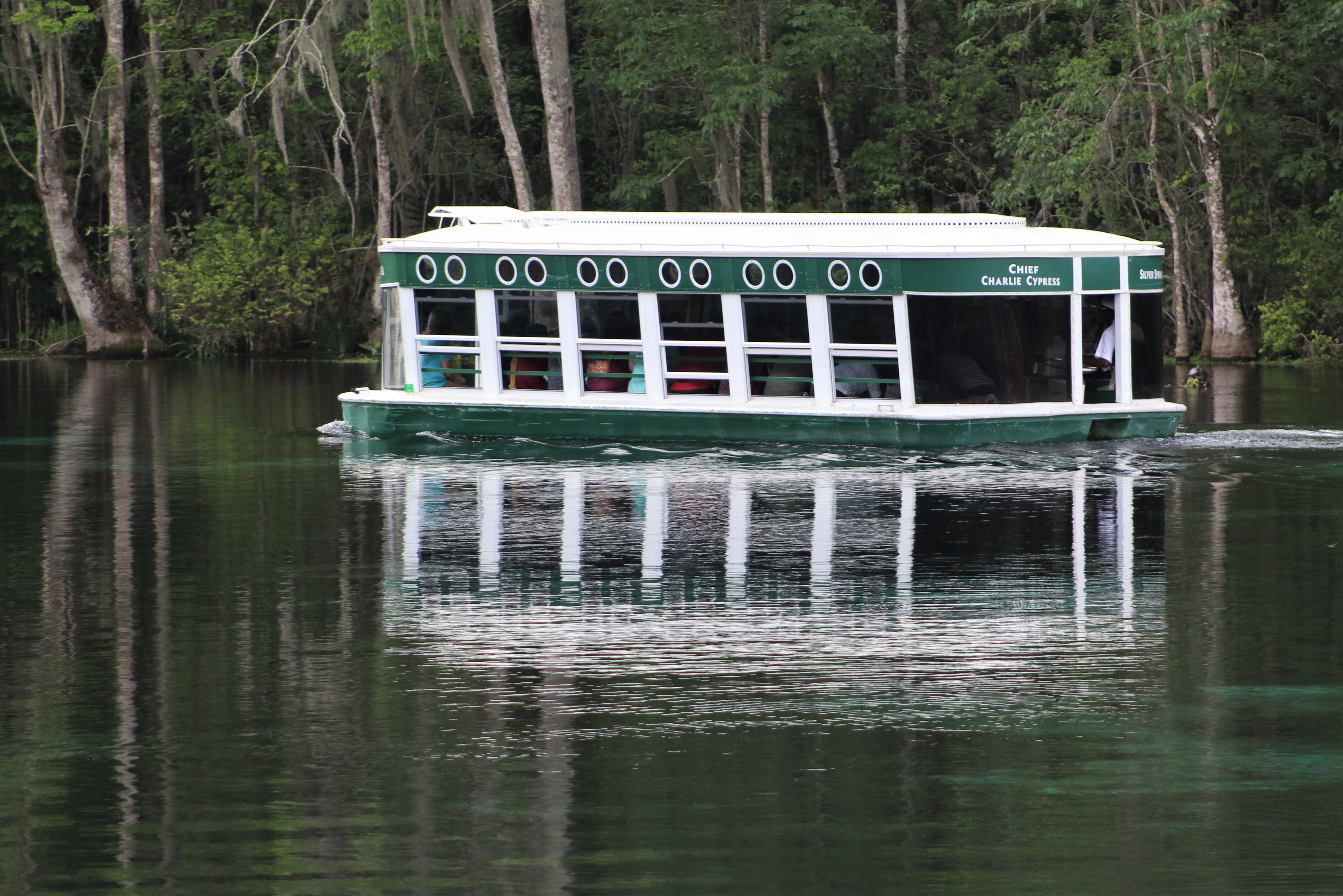 Silver Springs_Boat with reflection