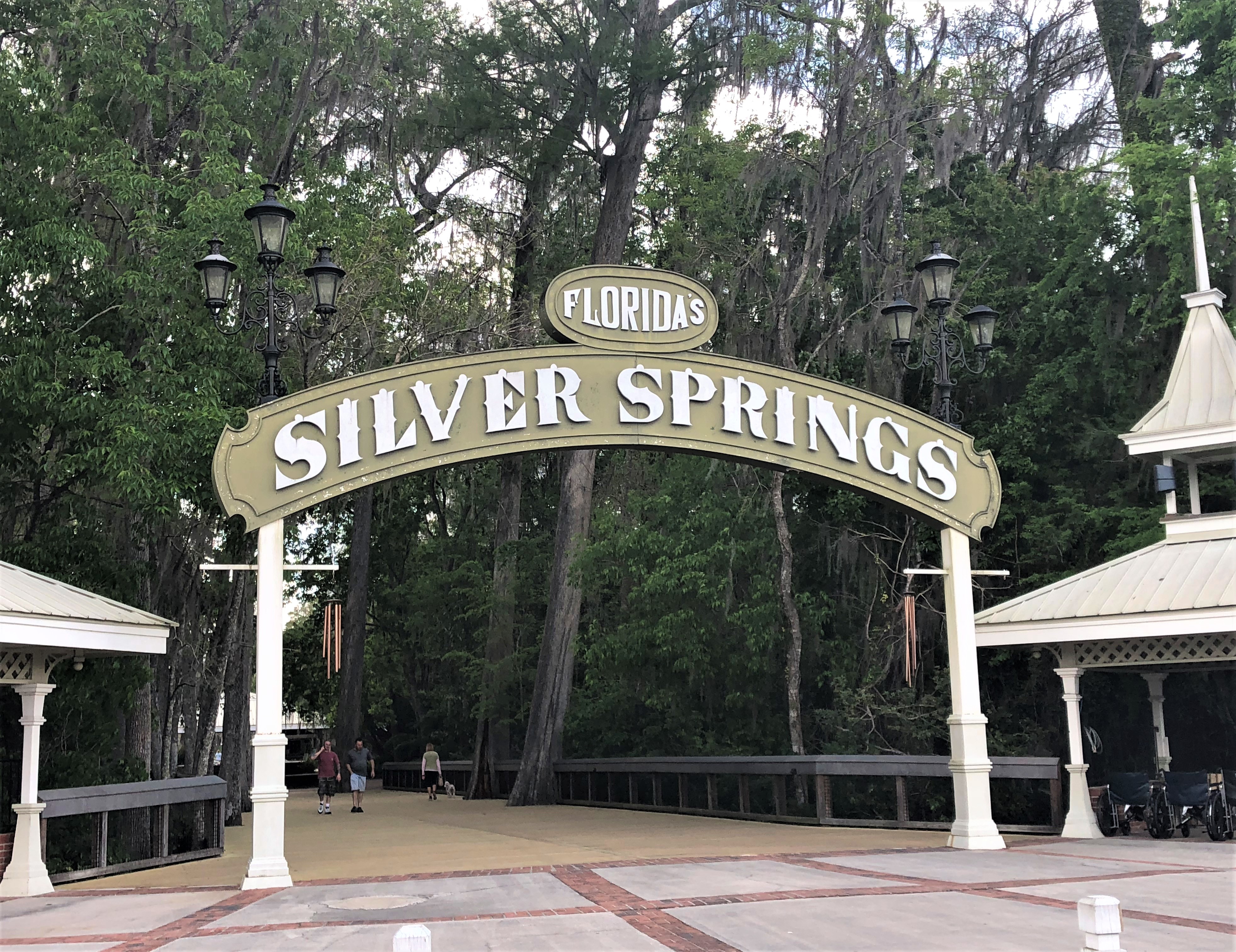 silver-springs-entrance